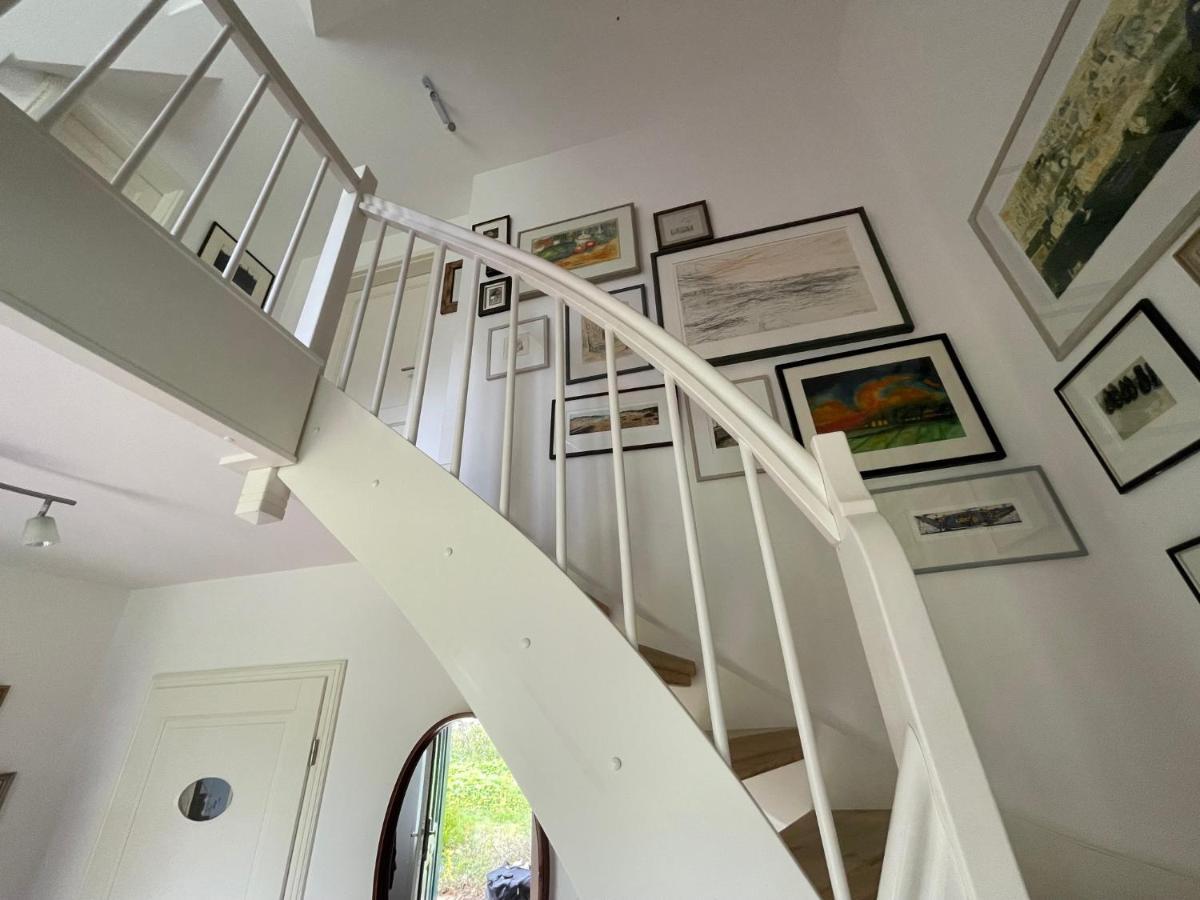Gaestehaus Zum Krug Husum  Bagian luar foto